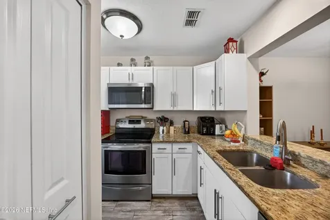 85 Debarry Avenue Orange Park FL 32073