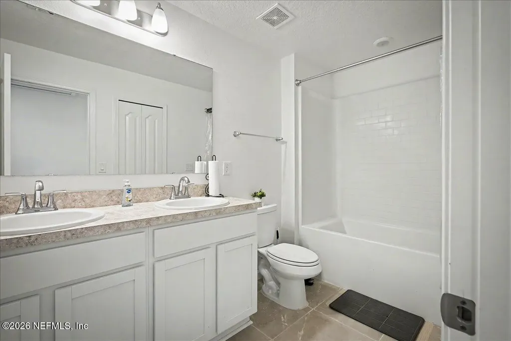 3231 Penny Cove Lane Jacksonville FL 32218