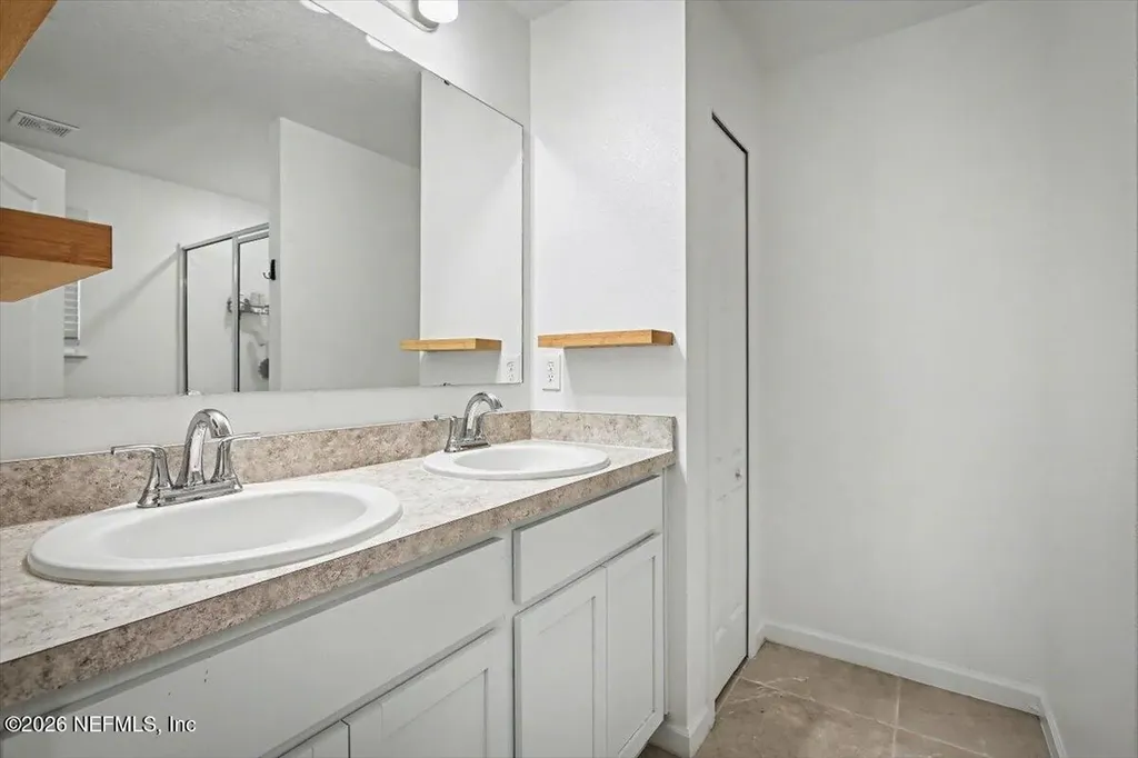 3231 Penny Cove Lane Jacksonville FL 32218