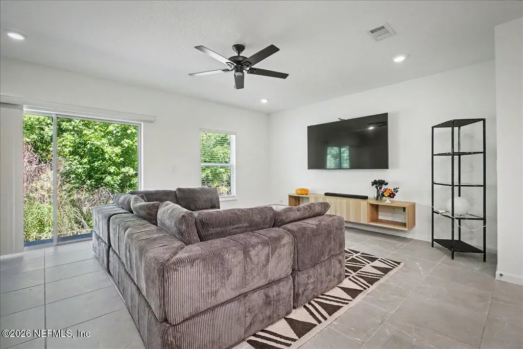 3231 Penny Cove Lane Jacksonville FL 32218