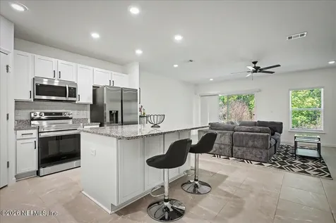 3231 Penny Cove Lane Jacksonville FL 32218