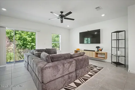3231 Penny Cove Lane Jacksonville FL 32218