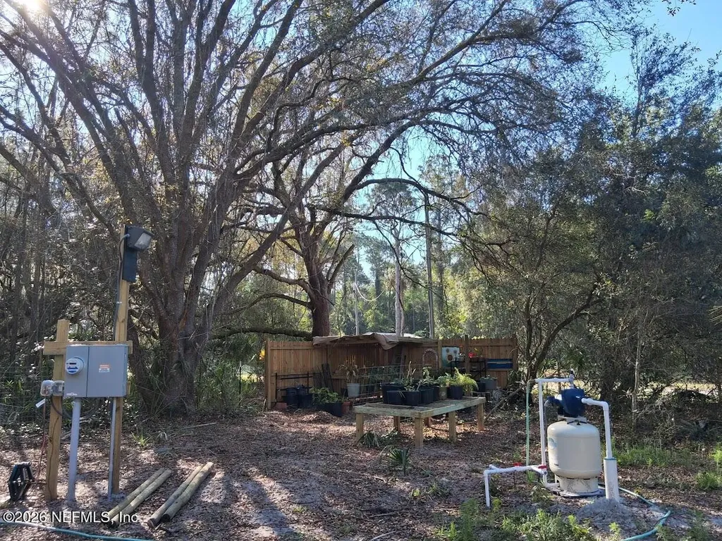 910 Paradise Boulevard Georgetown FL 32139
