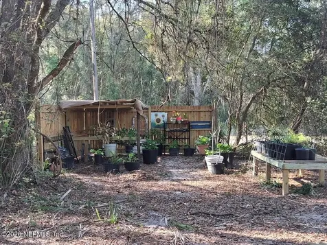 910 Paradise Boulevard Georgetown FL 32139
