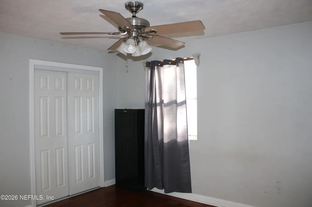 8648 Emerald Isle Circle S Jacksonville FL 32216