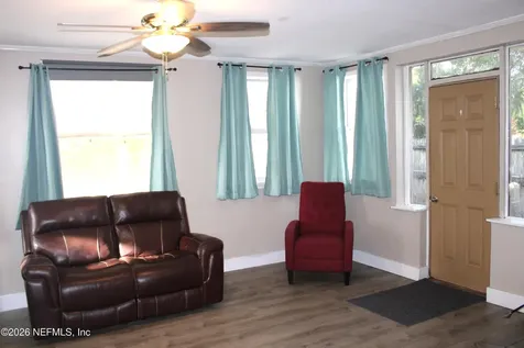 8648 Emerald Isle Circle S Jacksonville FL 32216