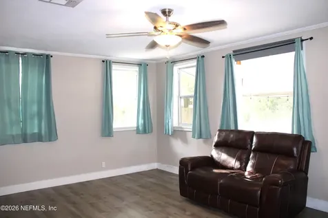 8648 Emerald Isle Circle S Jacksonville FL 32216