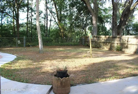 8648 Emerald Isle Circle S Jacksonville FL 32216