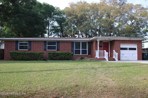 8648 Emerald Isle Circle S Jacksonville FL 32216