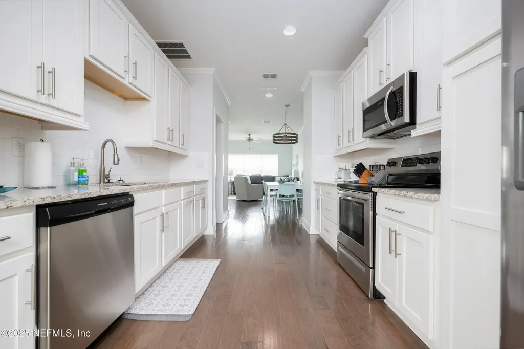 2149 2nd Street S Jacksonville Beach FL 32250