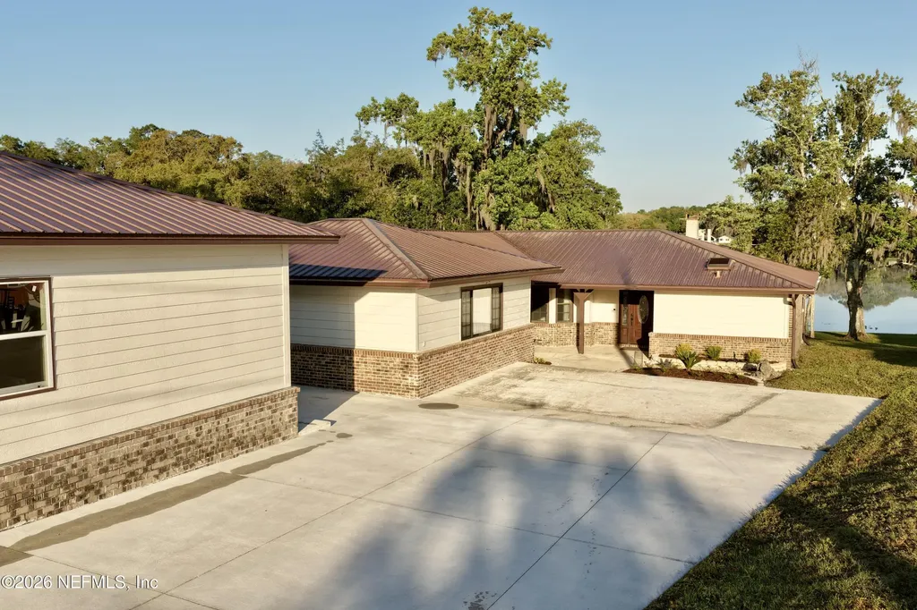 248 Cokesbury Court Green Cove Springs FL 32043