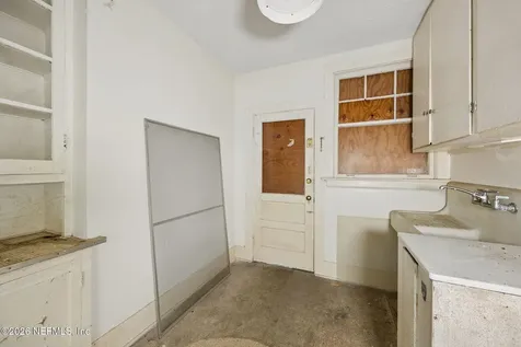 2783 Oak Street Jacksonville FL 32205