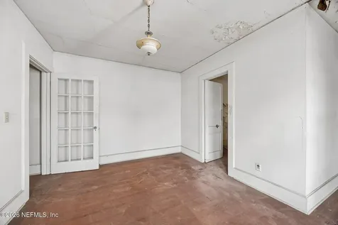 2783 Oak Street Jacksonville FL 32205