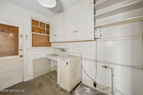 2783 Oak Street Jacksonville FL 32205