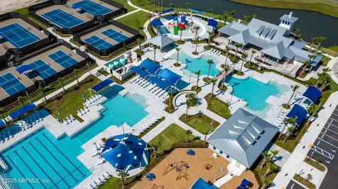 246 Ludington Parkway St. Augustine FL 32092