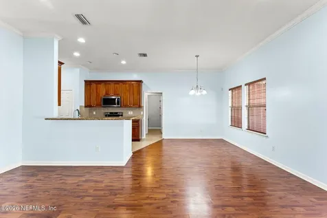 9251 Spider Lily Lane Jacksonville FL 32219