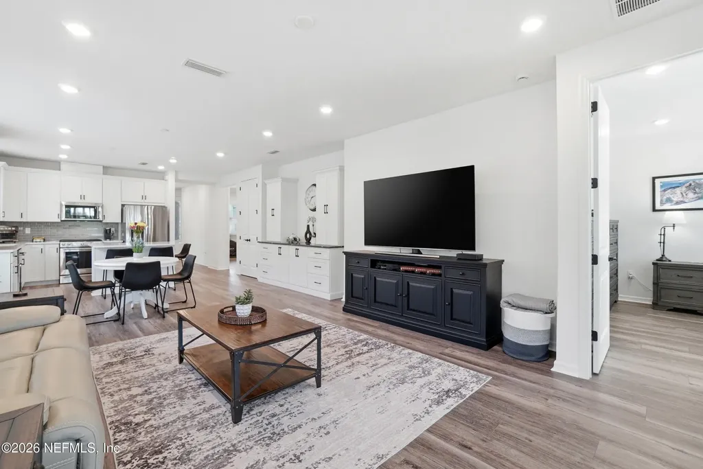 166 Curved Bay Trail Ponte Vedra FL 32081