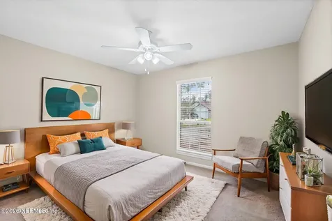 649 Hummingbird Court St. Johns FL 32259