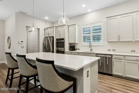 77 Park Center Avenue Ponte Vedra FL 32081