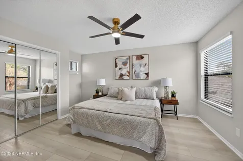 5478 Mariners Cove Drive Jacksonville FL 32210