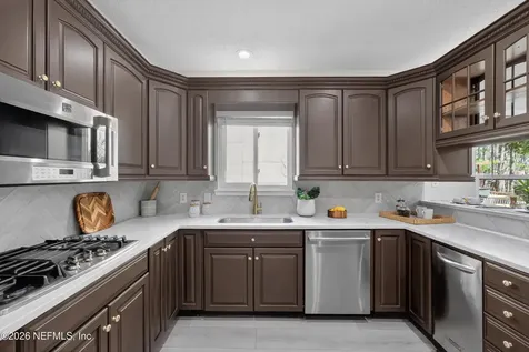 5478 Mariners Cove Drive Jacksonville FL 32210