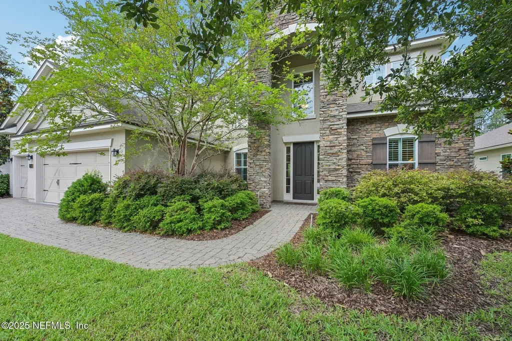 156 Wellwood Avenue St. Johns FL 32259