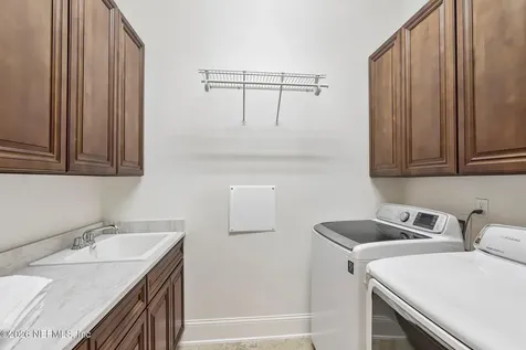 156 Wellwood Avenue St. Johns FL 32259