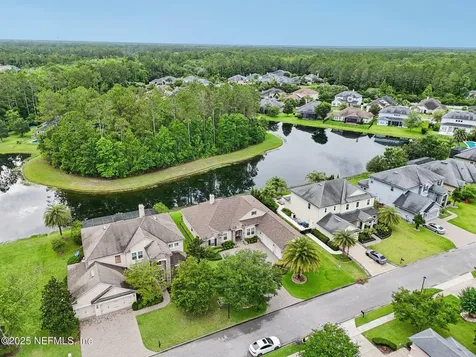 156 Wellwood Avenue St. Johns FL 32259