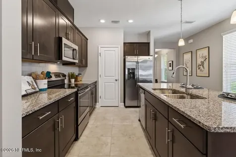 73 Forest Edge Drive St. Johns FL 32259