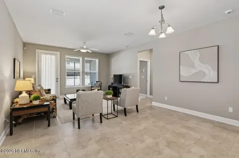73 Forest Edge Drive St. Johns FL 32259