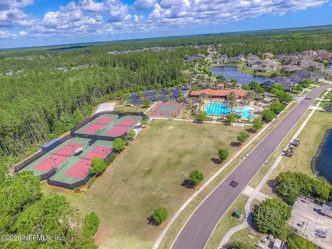 73 Forest Edge Drive St. Johns FL 32259