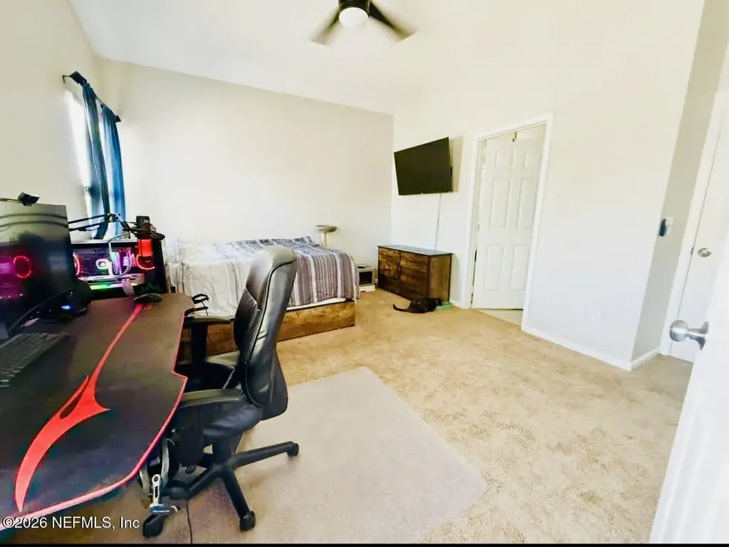1829 Ashmore Green Drive Jacksonville FL 32246
