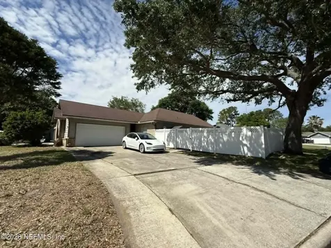 1829 Ashmore Green Drive Jacksonville FL 32246