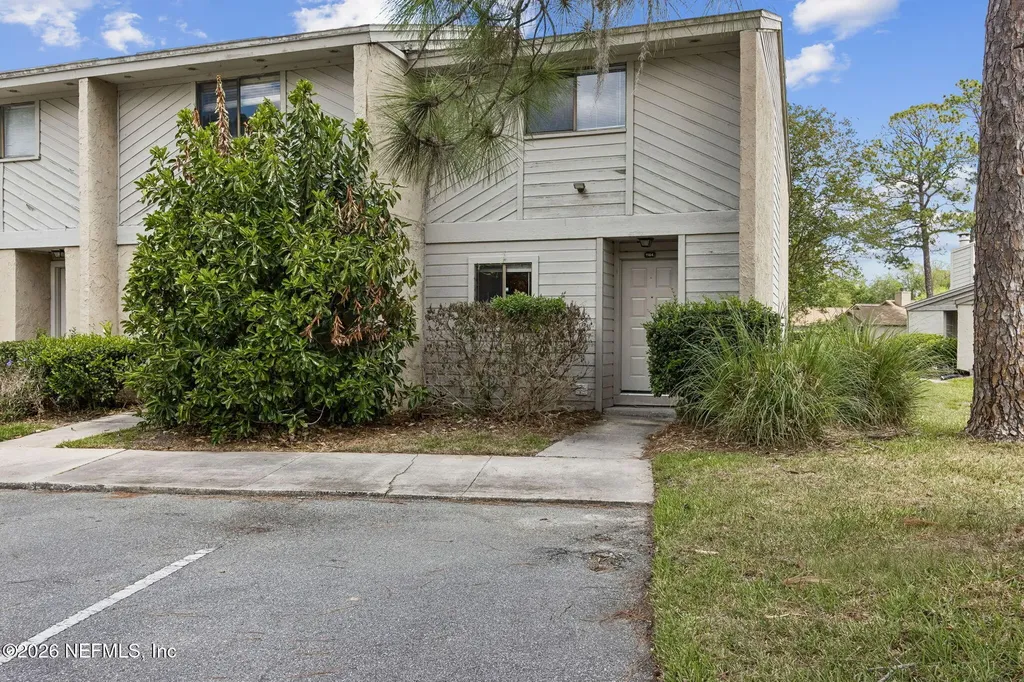3801 Crown Point Road Jacksonville FL 32257