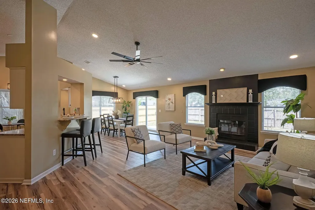 7443 Amandas Crossing Drive N Jacksonville FL 32244