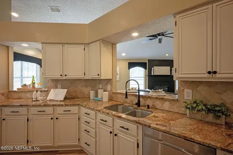 7443 Amandas Crossing Drive N Jacksonville FL 32244