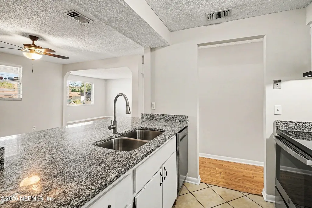 4226 Loys Drive Jacksonville FL 32246
