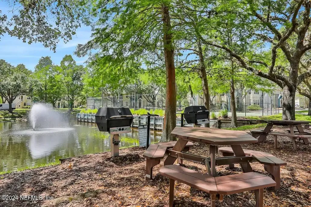 13703 Richmond Park Drive N Jacksonville FL 32224