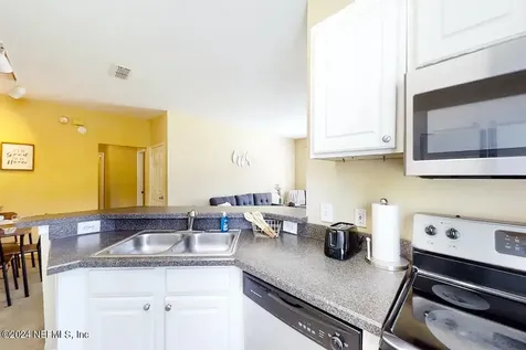 13703 Richmond Park Drive N Jacksonville FL 32224