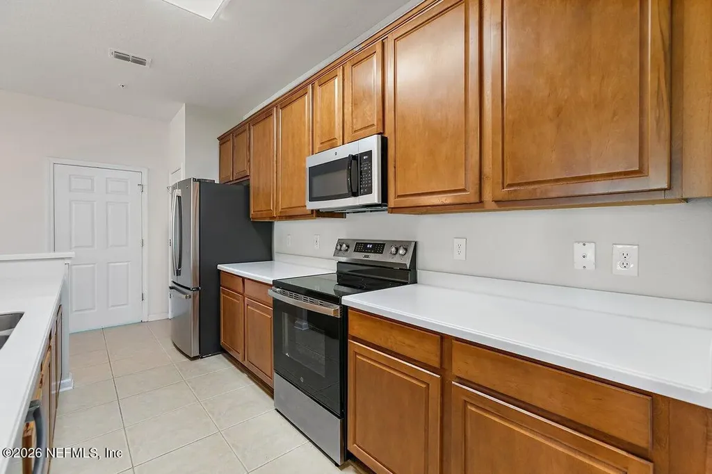 13364 Beach Boulevard Jacksonville FL 32224