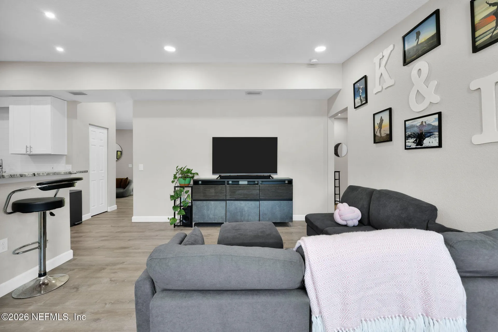 6786 W Gaspar Circle Jacksonville FL 32219
