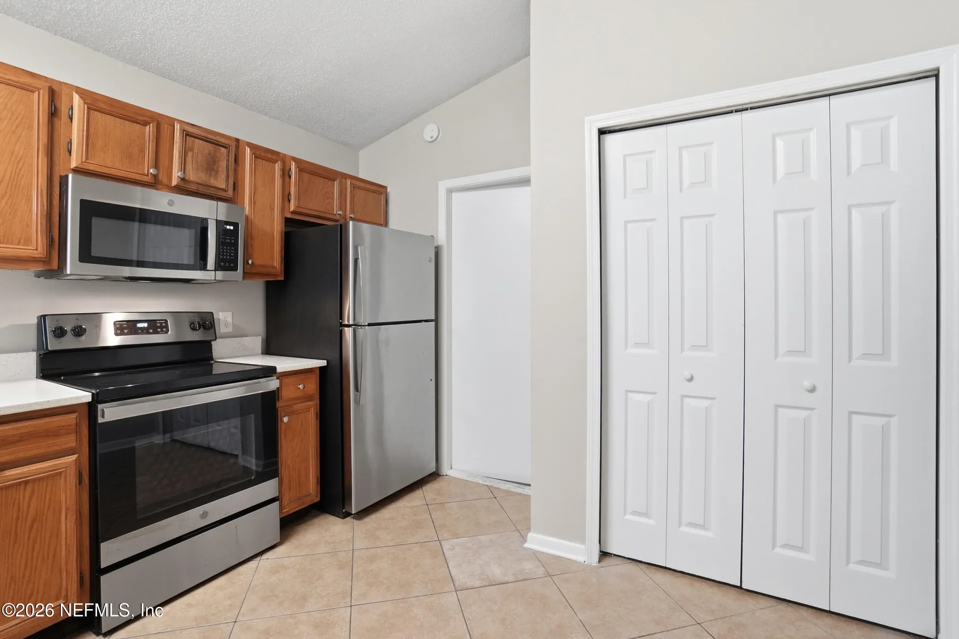 8761 Pinevalley Lane Jacksonville FL 32244