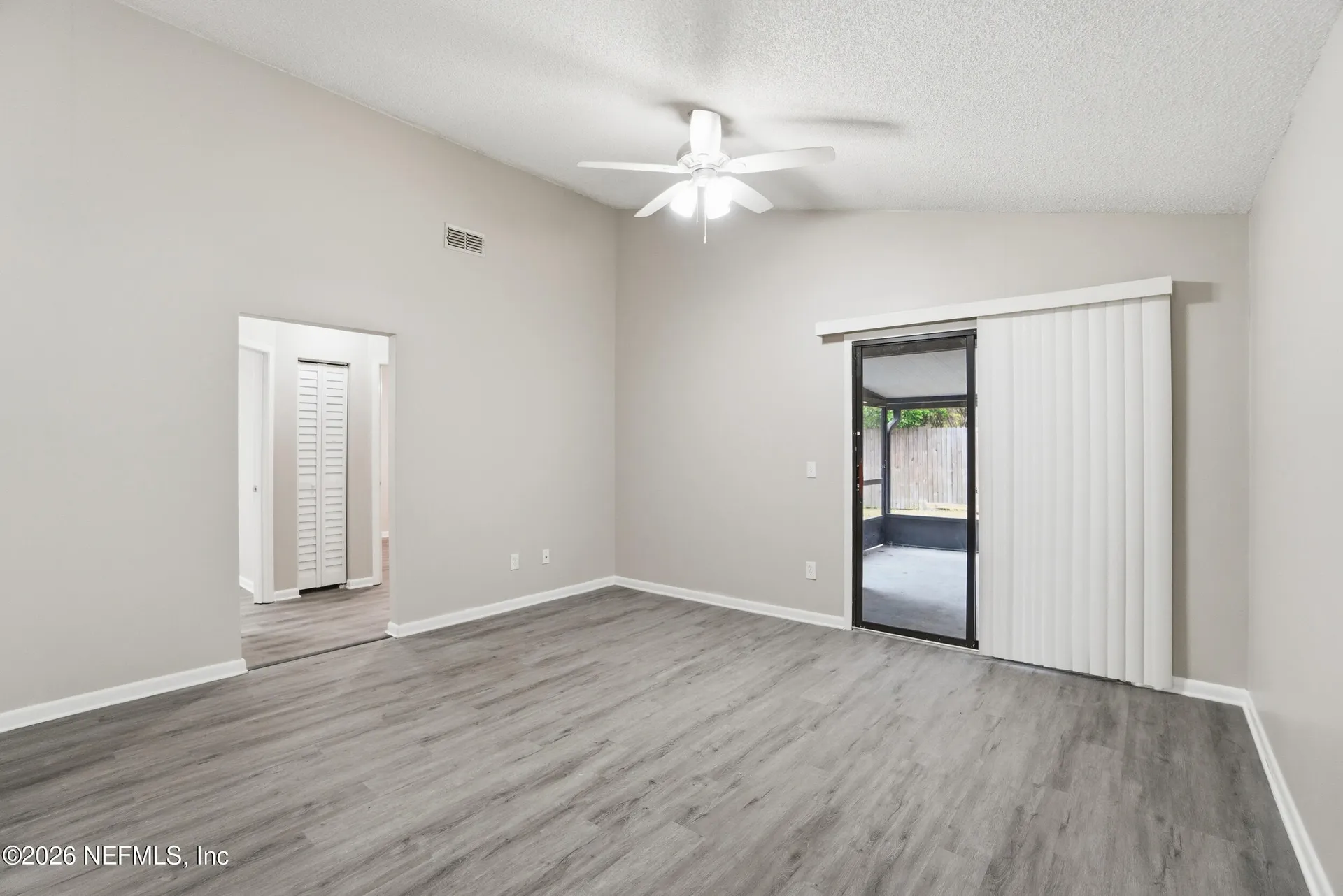 8761 Pinevalley Lane Jacksonville FL 32244