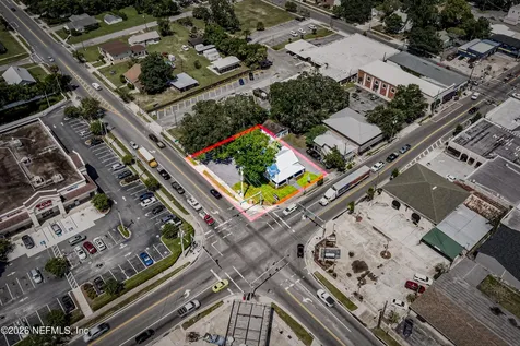 69 W Macclenny Avenue Macclenny FL 32063