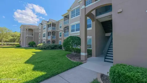 7990 Baymeadows Road E Jacksonville FL 32256