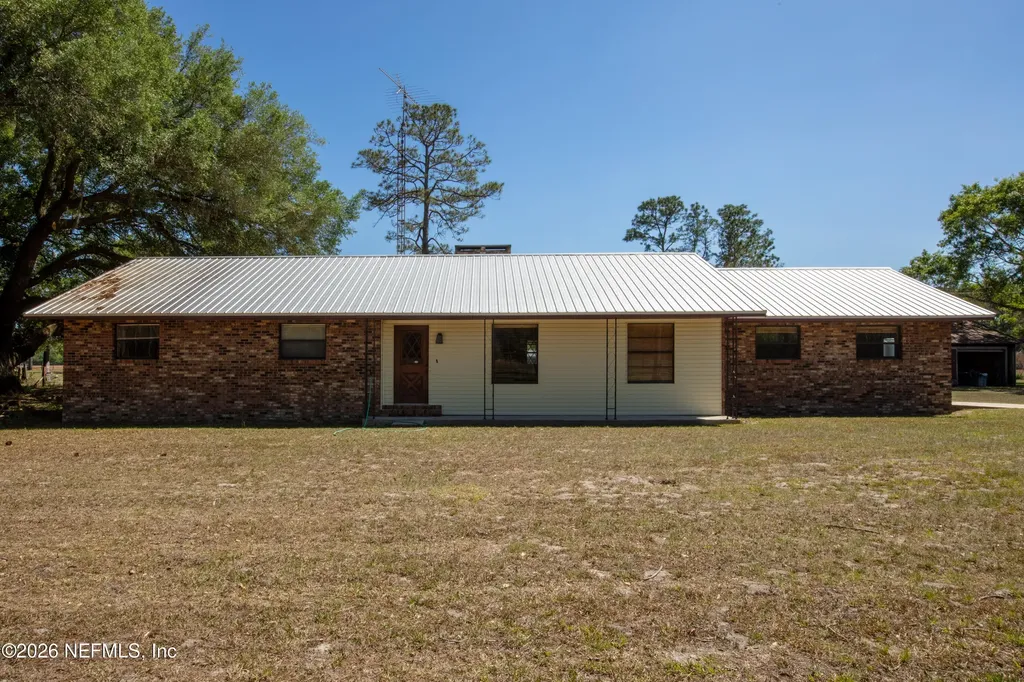13296 SW County Road 231 Brooker FL 32622