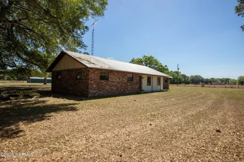 13296 SW County Road 231 Brooker FL 32622