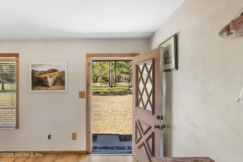 13296 SW County Road 231 Brooker FL 32622
