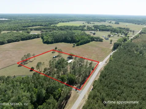 13296 SW County Road 231 Brooker FL 32622