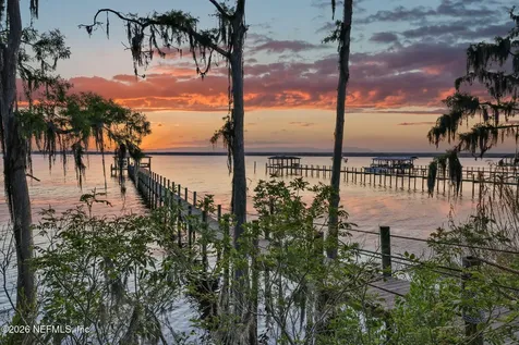3060 State Road 13 N St. Johns FL 32259